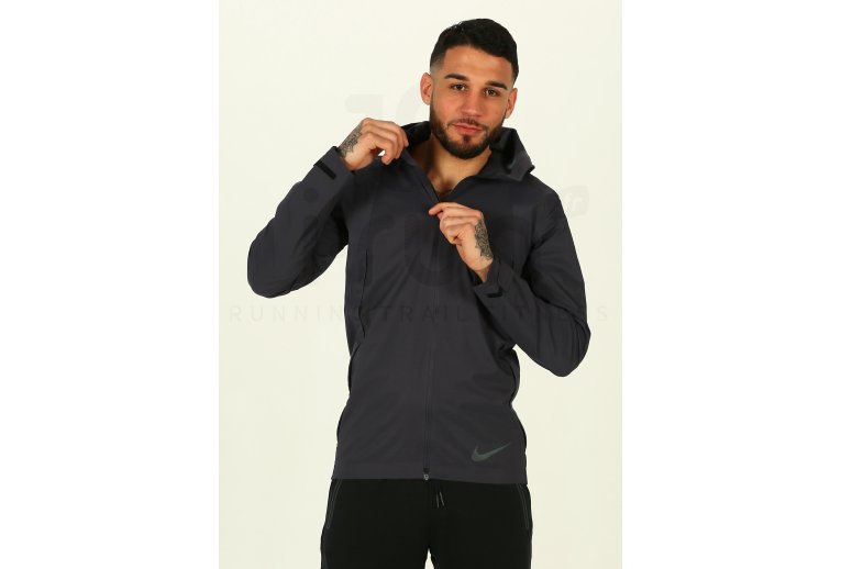 Nike Chaqueta Zonal AeroShield