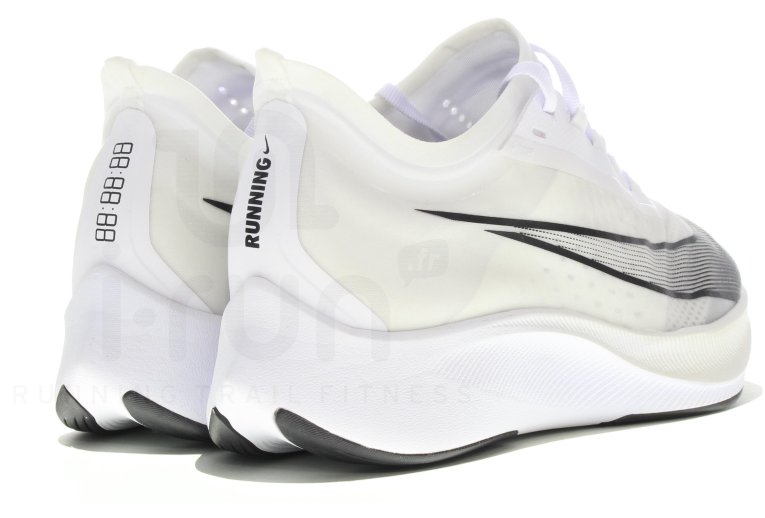 Nike Zoom Fly 3