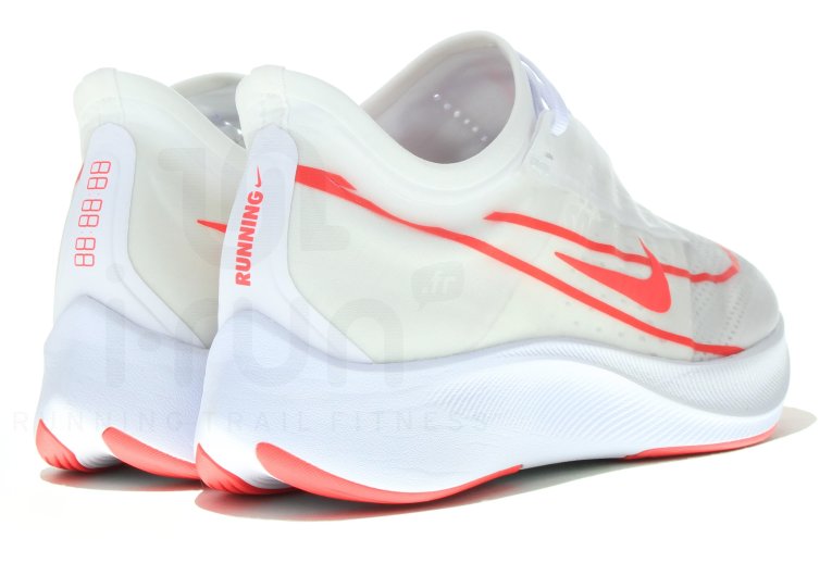 Nike Zoom Fly 3