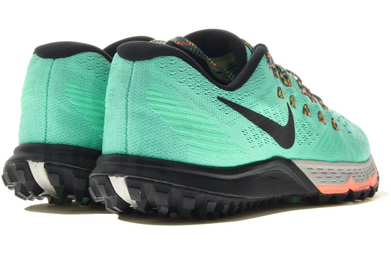 nike terra kiger 7 vs pegasus trail 3