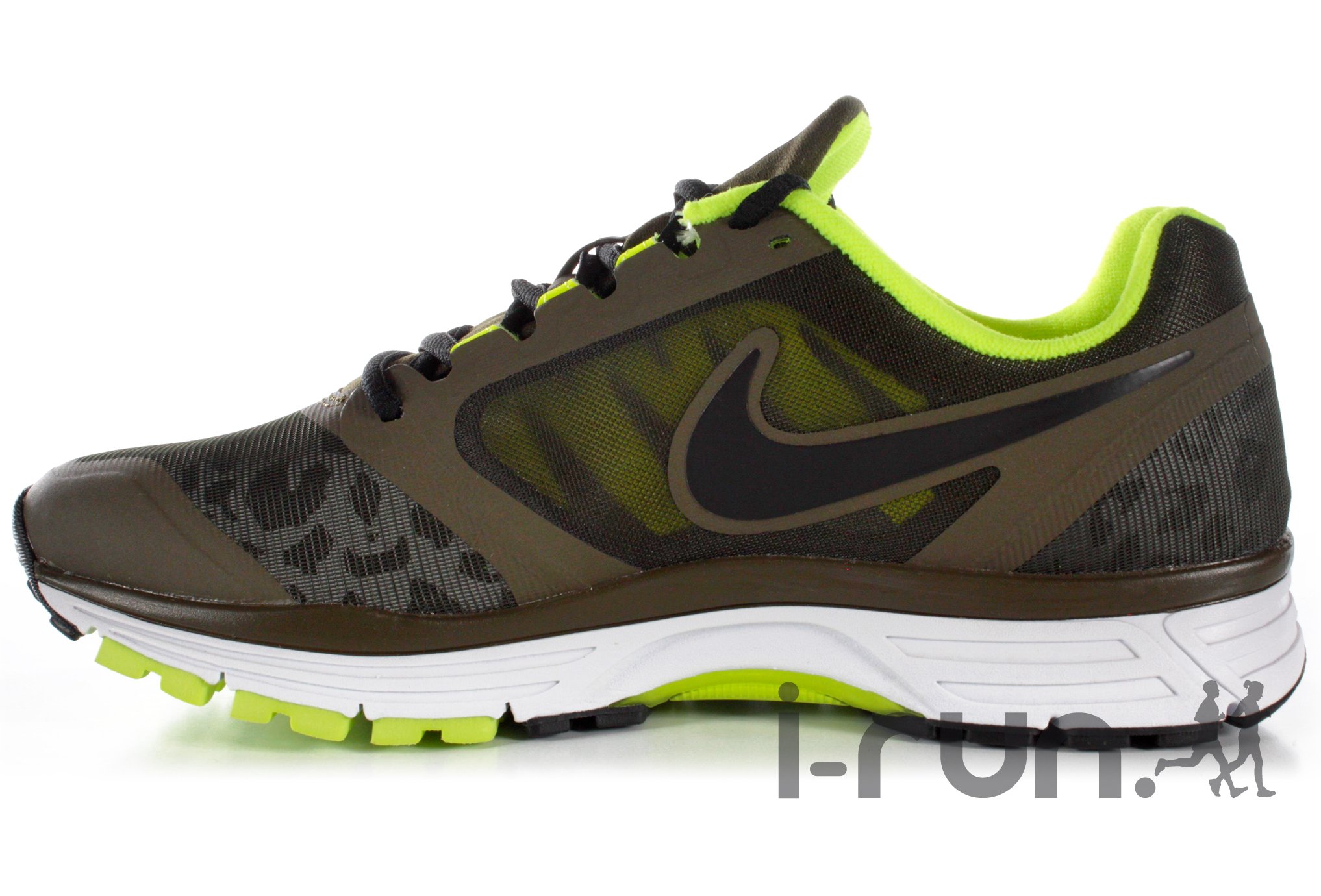 nike vomero shield