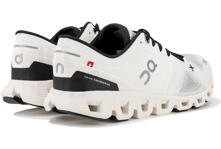 On Cloud X Z5 Women's Running Shoes - Lightweight Training Shoes With Speed Lacing (Size 7)