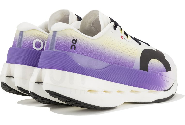 On-Running Cloudboom Max