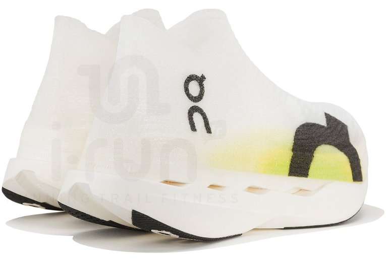 On-Running Cloudboom Strike LS