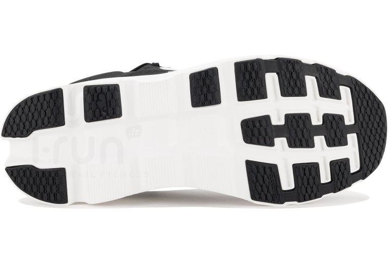 On-Running Cloudstratus 3