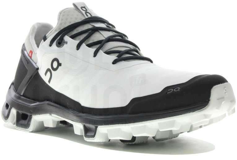 On-Running Cloudventure Peak Damen