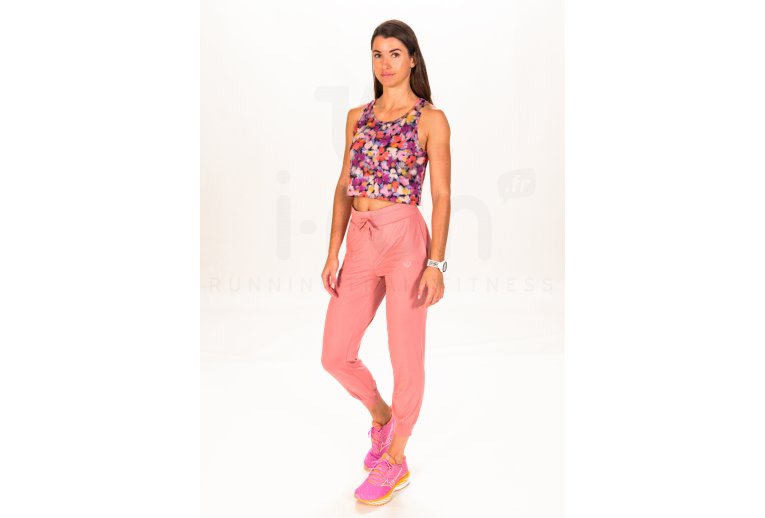 Roxy Naturally Active Crop