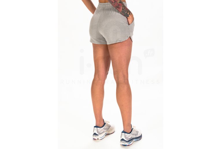 Roxy Naturally Active