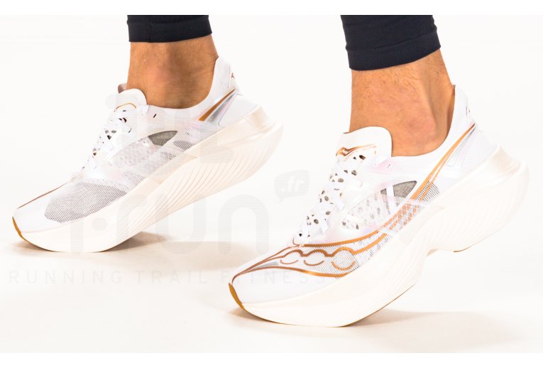 Saucony Endorphin Elite