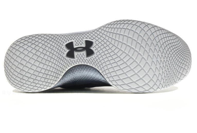 Under Armour Charged Breathe TR 2