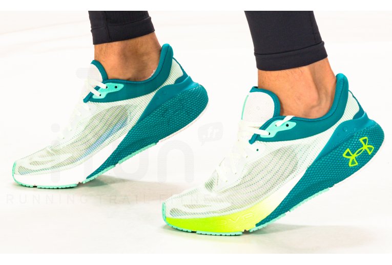 Under Armour HOVR Machina Breeze Herren