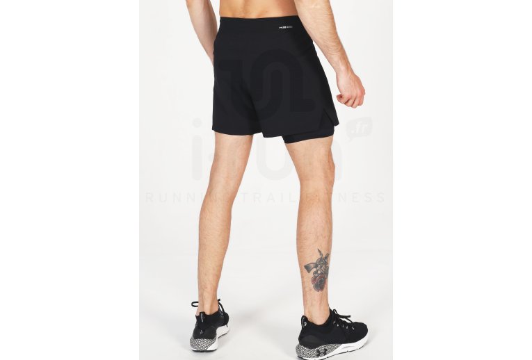 Under Armour pantal�n corto IsoChill 2 en 1