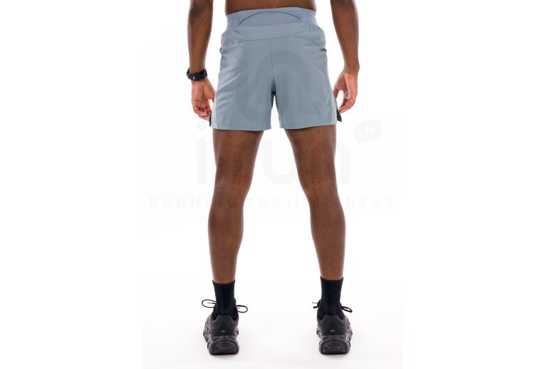 Under Armour Launch Elite