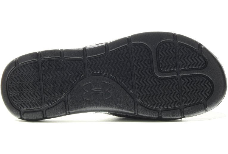 Under Armour Playmaker VI