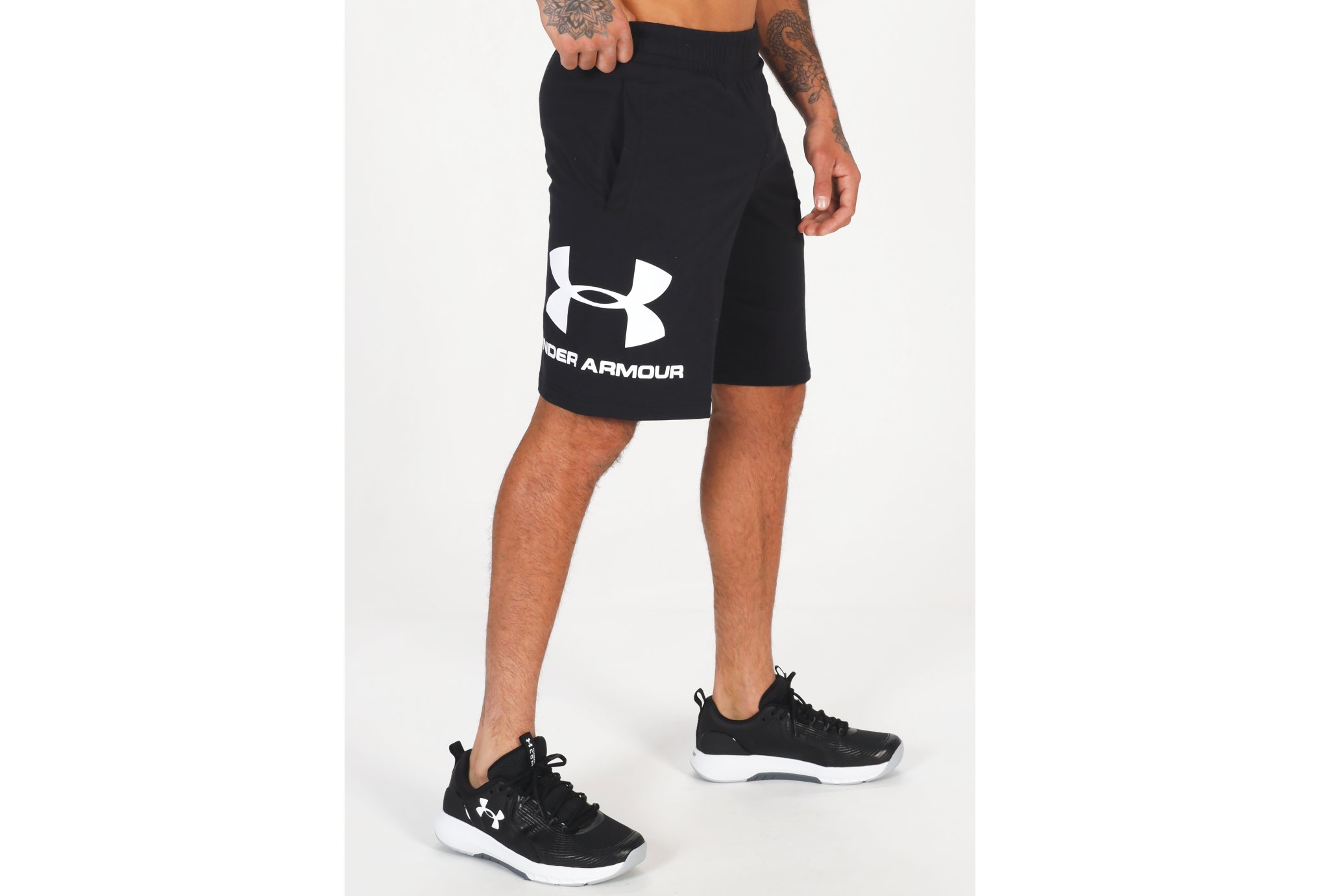 Under Armour Sportstyle Graphic M Diététique Vêtements homme