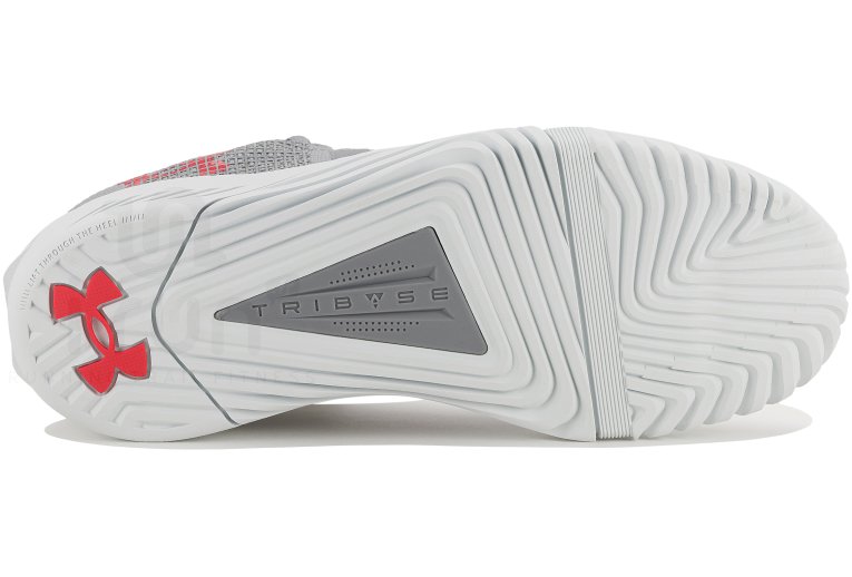Under Armour TriBase Reign 6