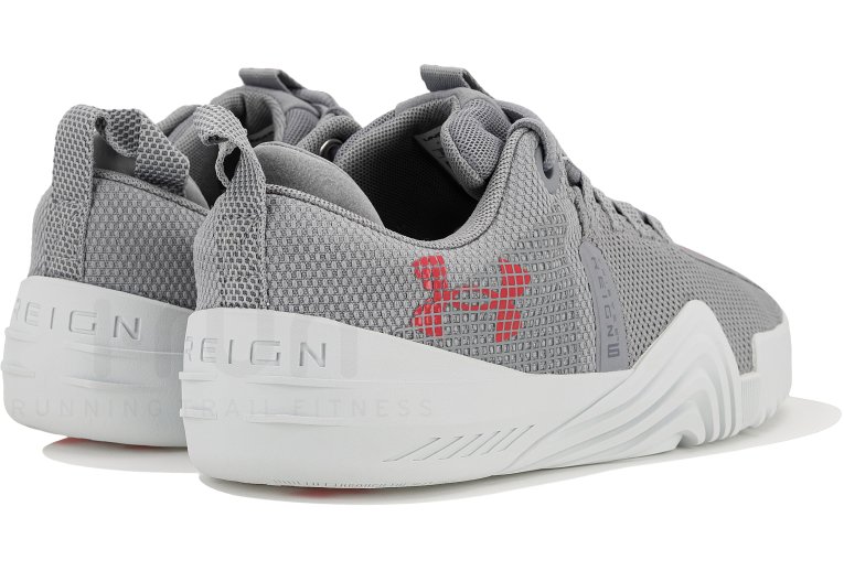 Under Armour TriBase Reign 6